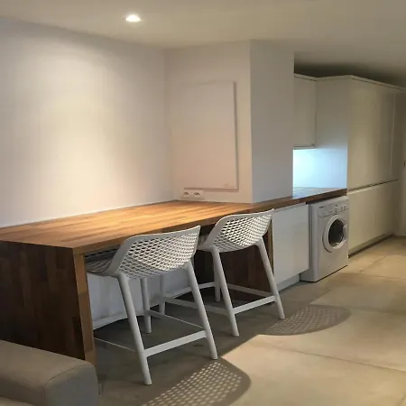 公寓 Tres Beau Studio Avec Terrasse, Situe A 100m Des Plages De Juans Les Pins *