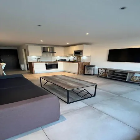 公寓 Tres Beau Studio Avec Terrasse, Situe A 100m Des Plages De Juans Les Pins *